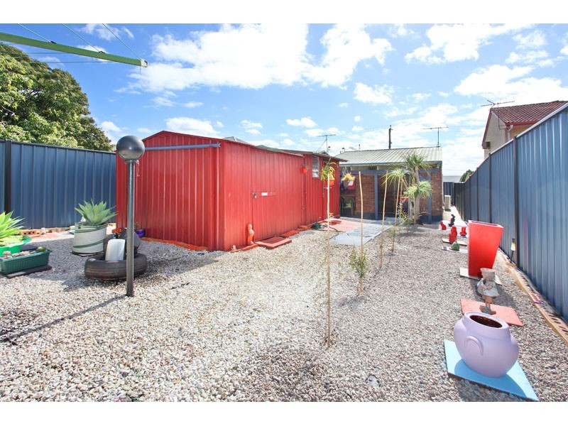 6 Taylor Street, Woolloongabba QLD 4102