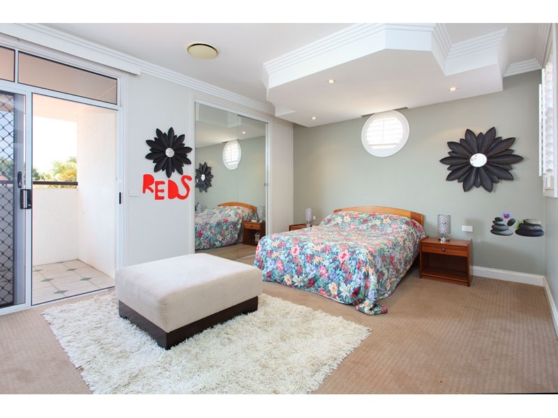 5 Tappin Court, Carindale QLD 4152