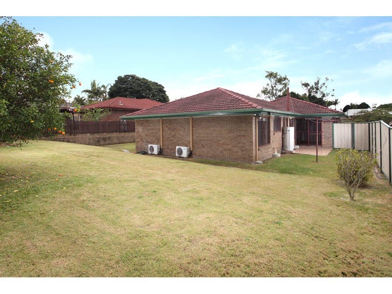 65 Tristan Street, Carindale QLD 4152