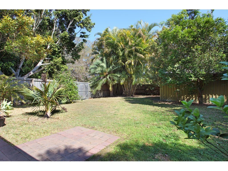 2 Brenda Street, Morningside QLD 4170
