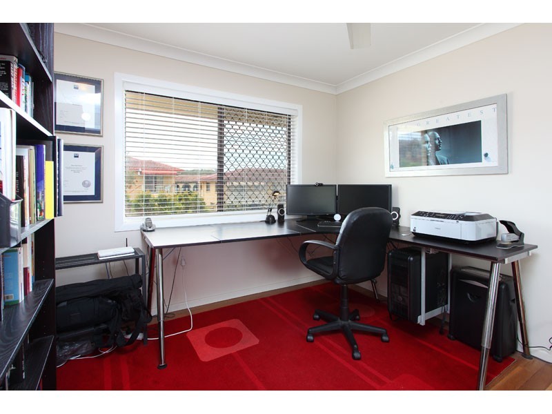 6 Remsen Street, Wishart QLD 4122