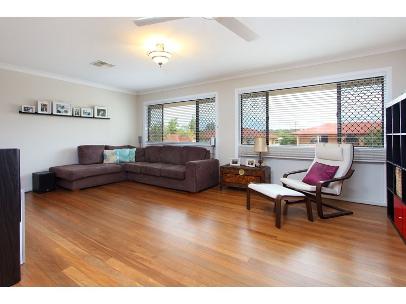 6 Remsen Street, Wishart QLD 4122