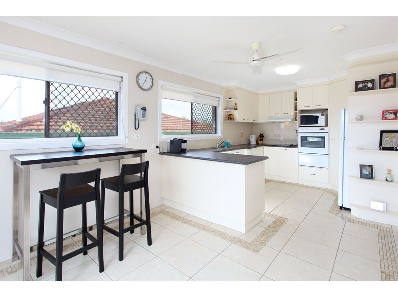 6 Remsen Street, Wishart QLD 4122