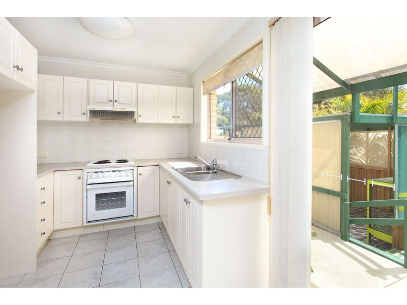 2 / 65 Anzac Road, Carina Heights QLD 4152