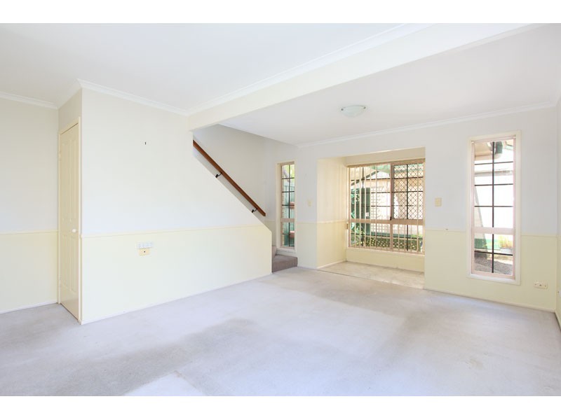 2 / 65 Anzac Road, Carina Heights QLD 4152