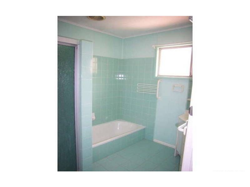 71 Renton Street, Camp Hill QLD 4152