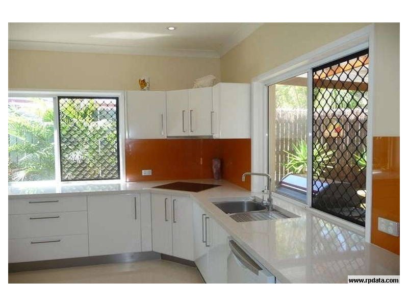 2 Botticelli Place, Mackenzie QLD 4156