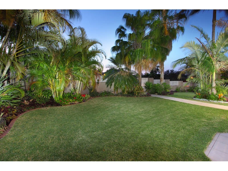 1 Stanmere Street, Carindale QLD 4152