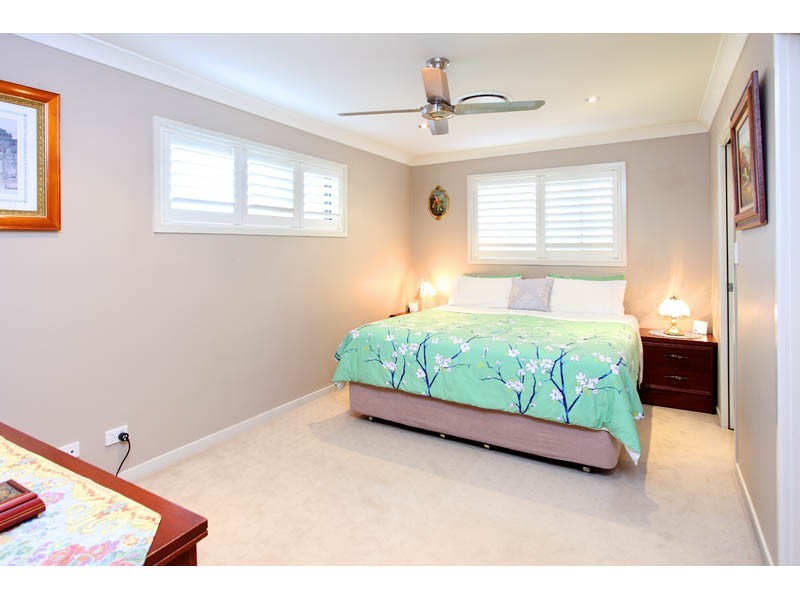 1 Stanmere Street, Carindale QLD 4152