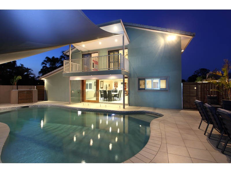 1 Stanmere Street, Carindale QLD 4152