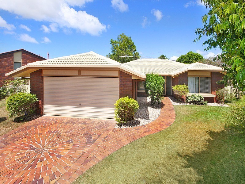 14 Whitecastle Street, Carindale QLD 4152