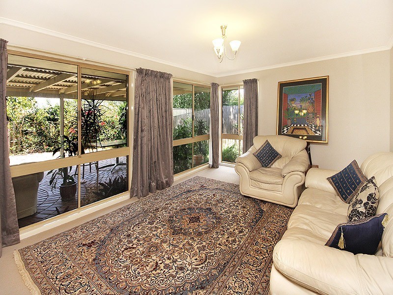 14 Whitecastle Street, Carindale QLD 4152