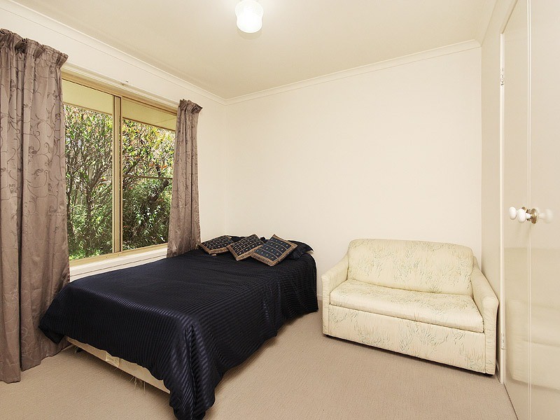 14 Whitecastle Street, Carindale QLD 4152