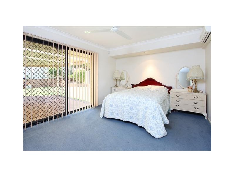 48 Kenilworth Place, Carindale QLD 4152