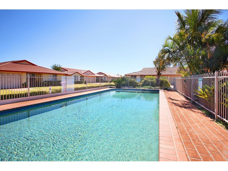 6 / 144 Meadowlands Road, Carina QLD 4152