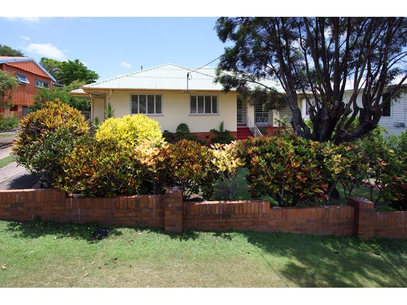 10 Risley Street, Carina QLD 4152