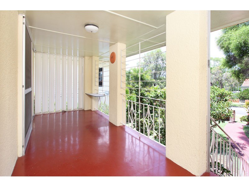 10 Risley Street, Carina QLD 4152