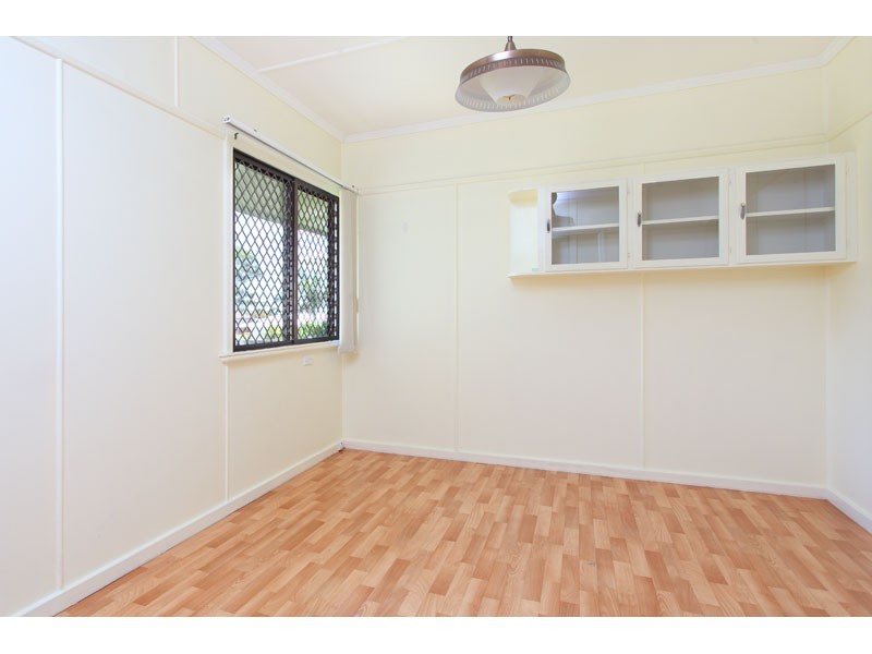 10 Risley Street, Carina QLD 4152