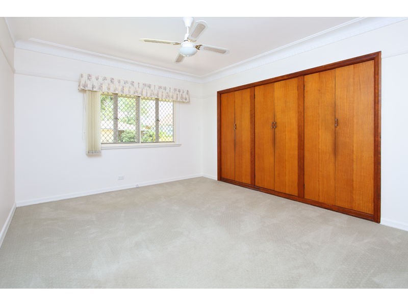 10 Risley Street, Carina QLD 4152