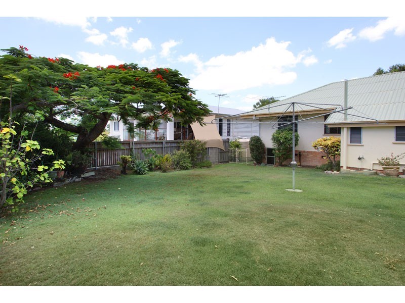 10 Risley Street, Carina QLD 4152