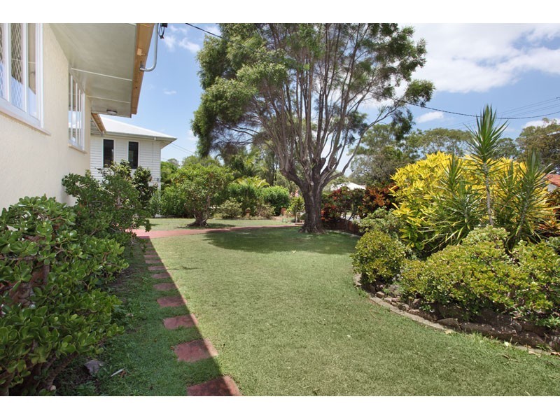 10 Risley Street, Carina QLD 4152