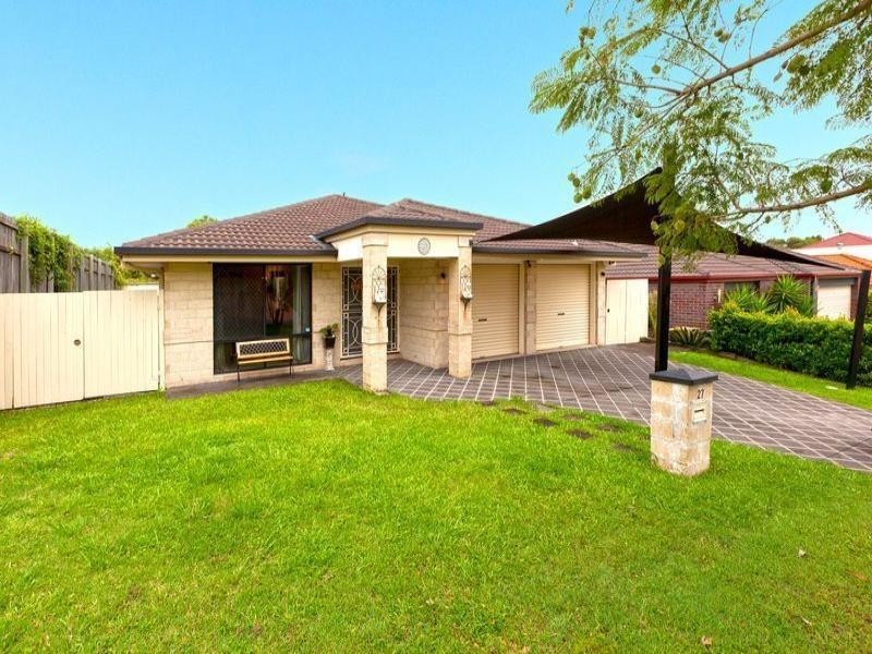 27 Aspen Street, Carindale QLD 4152