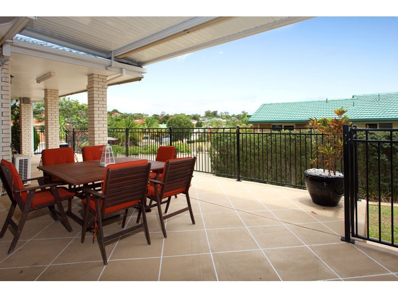 4 Vermeer Close, Mackenzie QLD 4156
