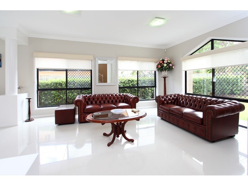 31 Connah Crescent, Carindale QLD 4152