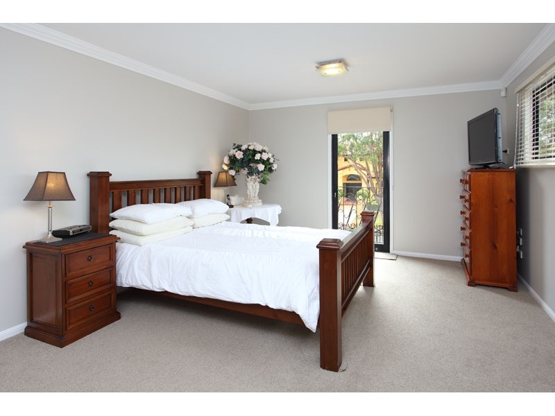 31 Connah Crescent, Carindale QLD 4152