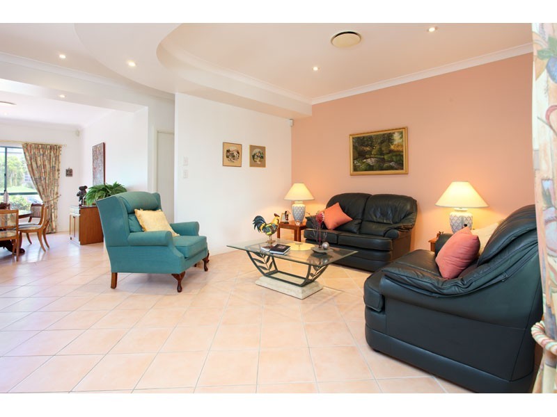 16 Cedar Close, Mackenzie QLD 4156
