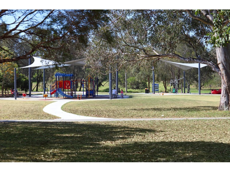 250 Scrub Road, Carindale QLD 4152