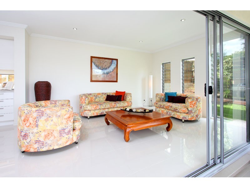 33 Eromanga Street, Carindale QLD 4152