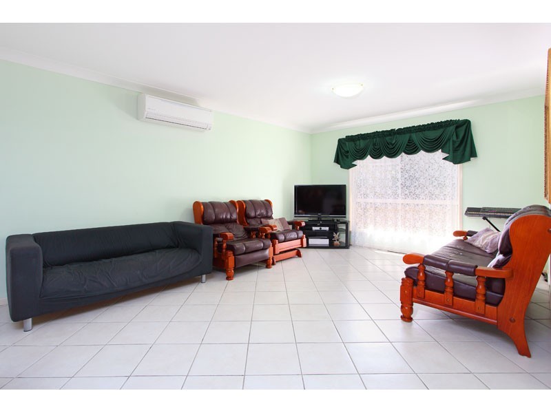 5 Stockton Close, Carindale QLD 4152