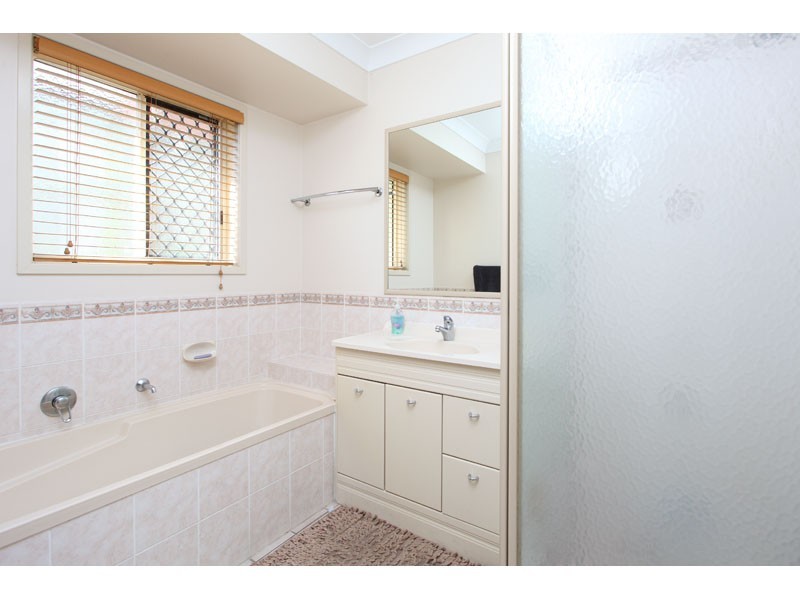 5 Stockton Close, Carindale QLD 4152