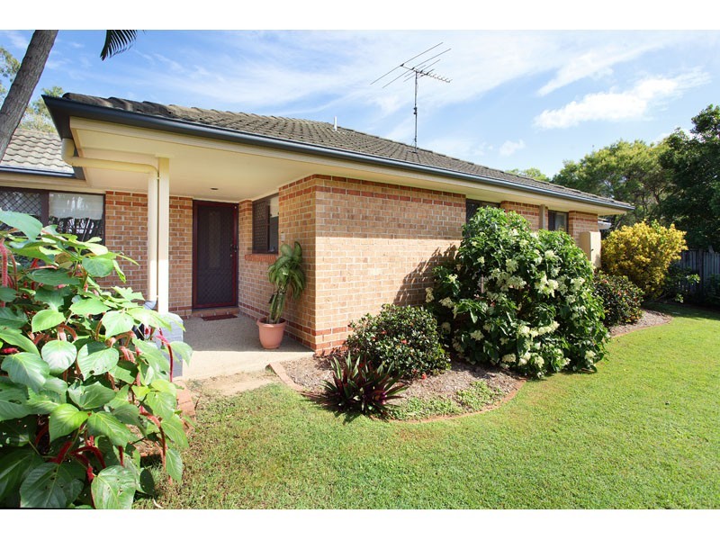 35.43 Scrub Road, Carindale QLD 4152
