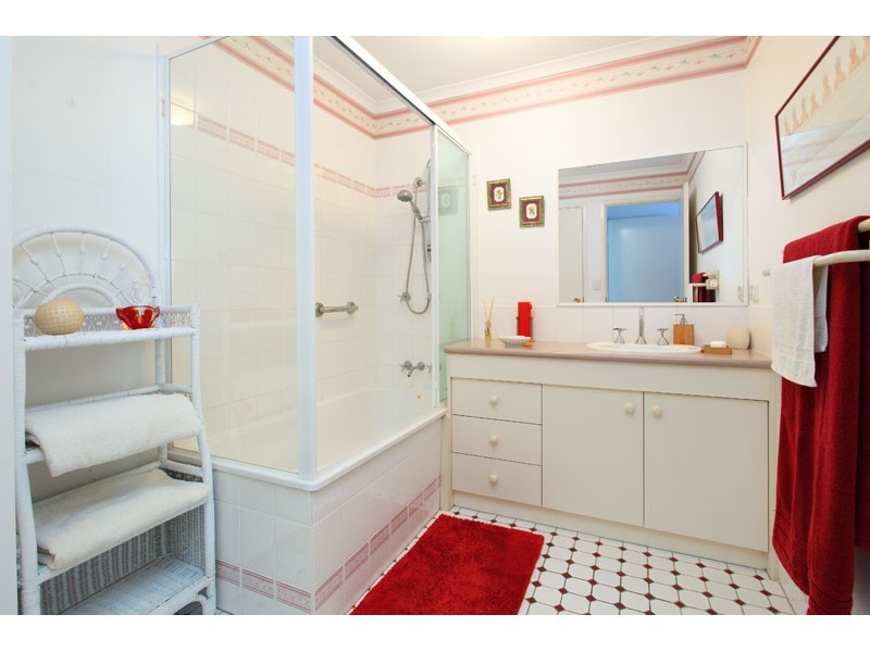 35.43 Scrub Road, Carindale QLD 4152