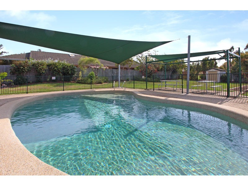 35.43 Scrub Road, Carindale QLD 4152