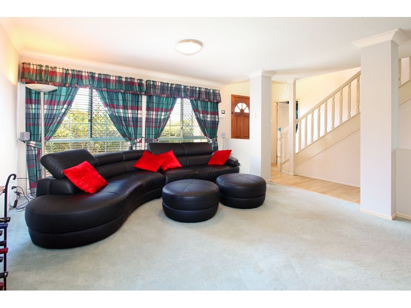 6 Dobell Court, Mackenzie QLD 4156