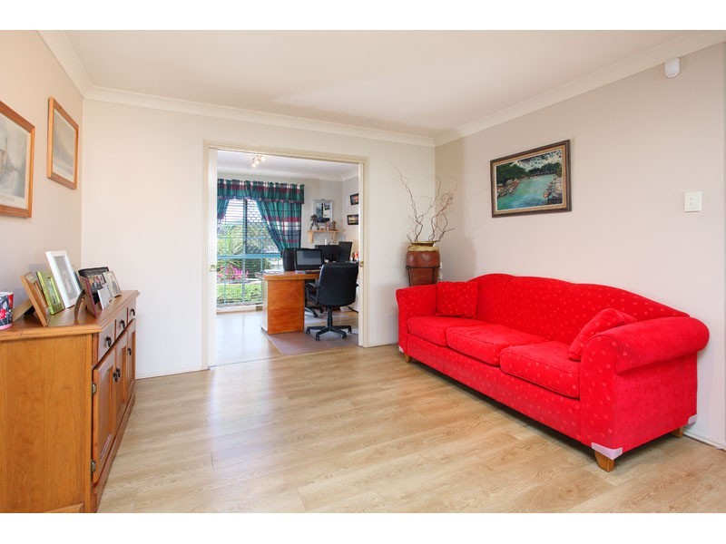 6 Dobell Court, Mackenzie QLD 4156
