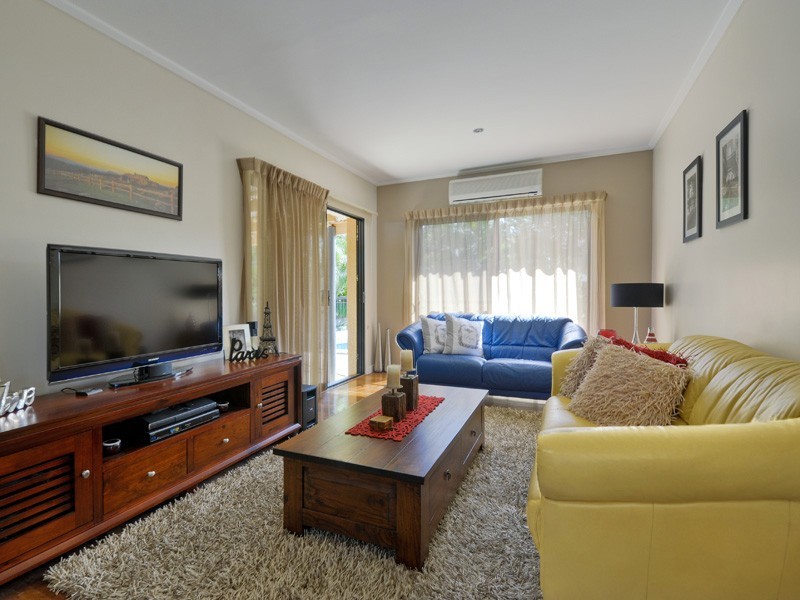 36 Lynmouth Street, Upper Mount Gravatt QLD 4122