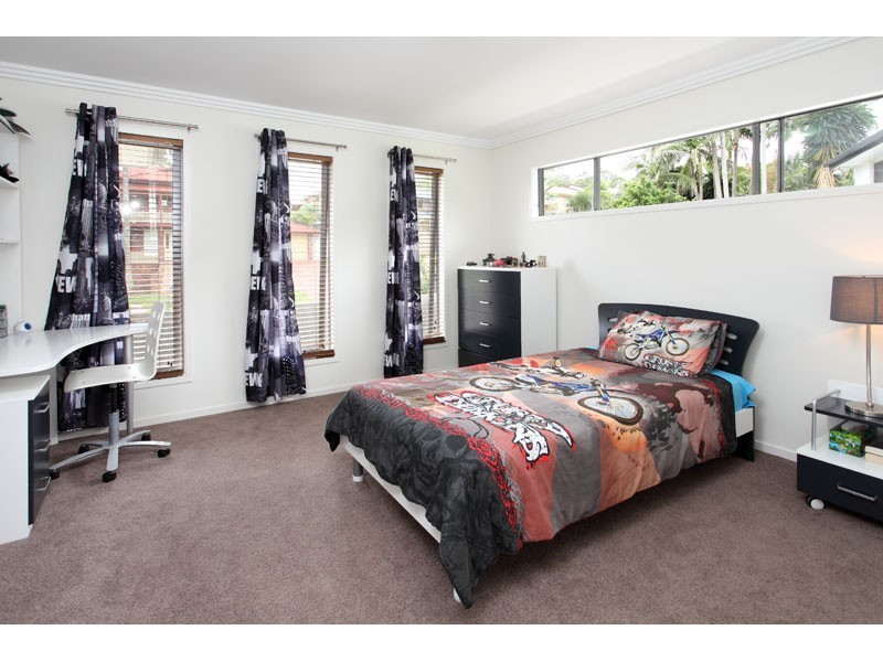 33 A Eromanga Street, Carindale QLD 4152