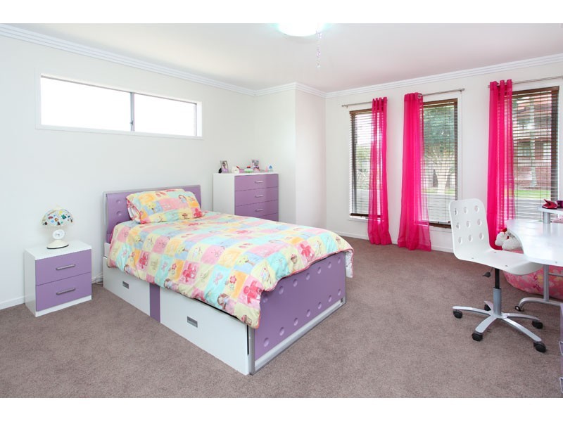 33 A Eromanga Street, Carindale QLD 4152