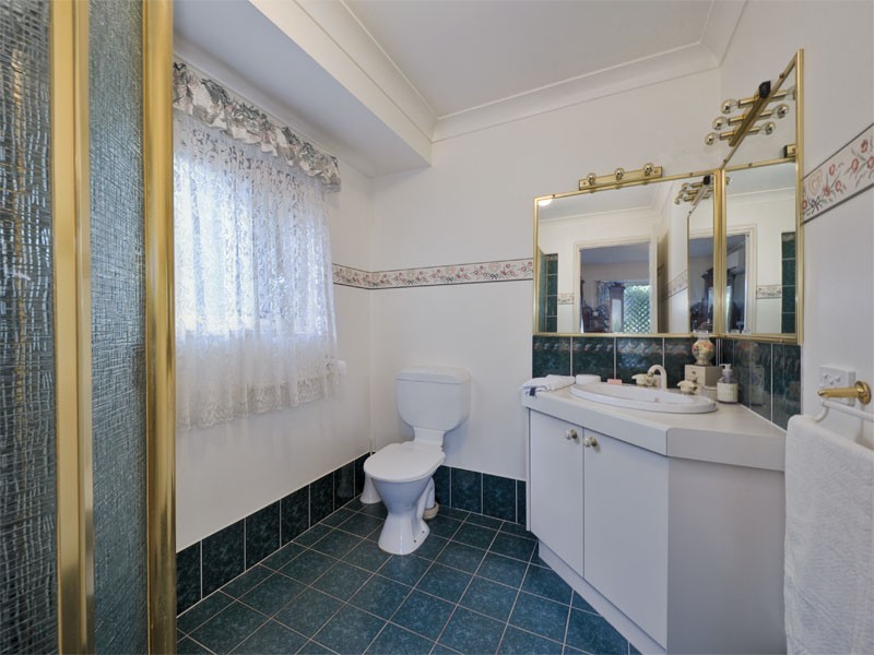 15 Parklane Place, Carindale QLD 4152