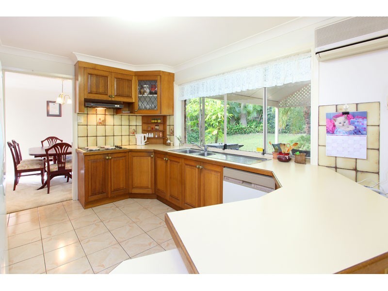 53 Kilmorey Street, Carindale QLD 4152