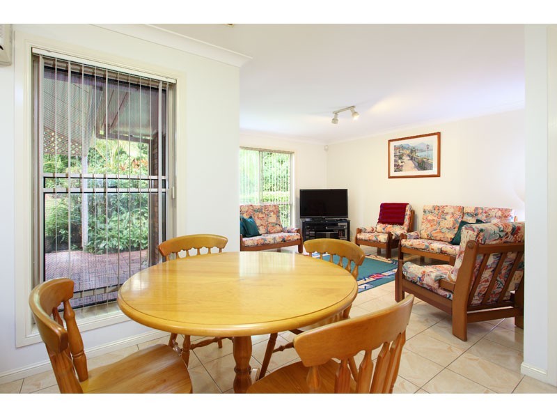 53 Kilmorey Street, Carindale QLD 4152