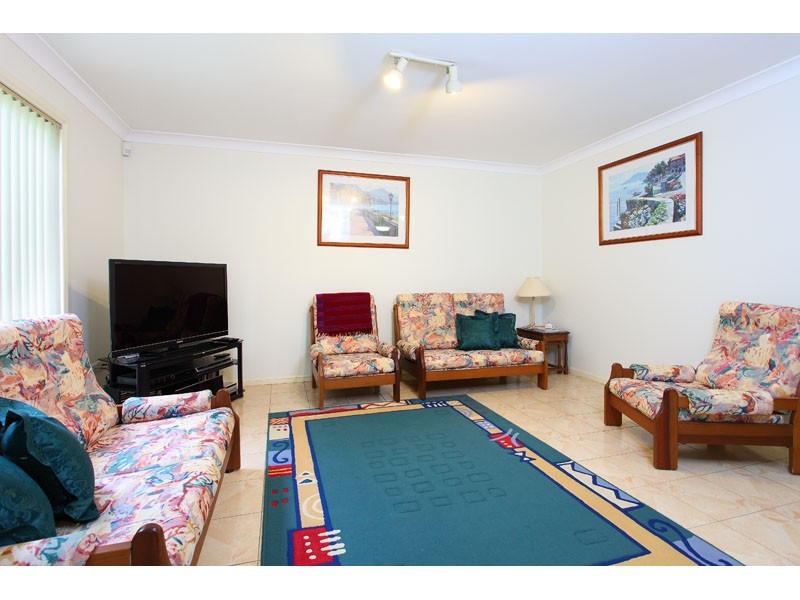 53 Kilmorey Street, Carindale QLD 4152