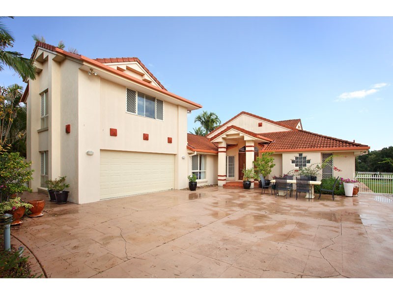 22 Turnberry Pl, Carindale QLD 4152