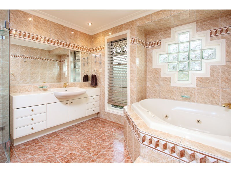 22 Turnberry Pl, Carindale QLD 4152