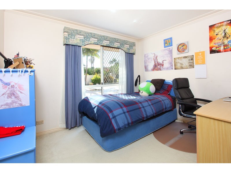 22 Turnberry Pl, Carindale QLD 4152