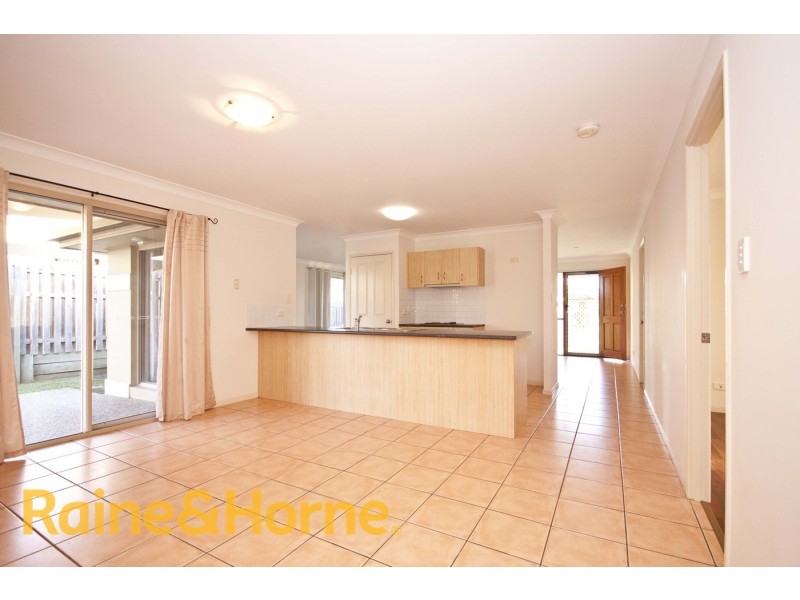 38 Ross Place, Wakerley QLD 4154